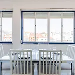 Апартаменти 3br @ Almirante Reis *