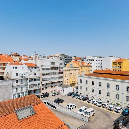 Apartment Almirante With 3 Bedrooms *
