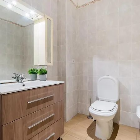 Apartment Almirante With 3 Bedrooms