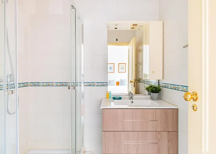 Almirante With 3 Bedrooms * Lisboa