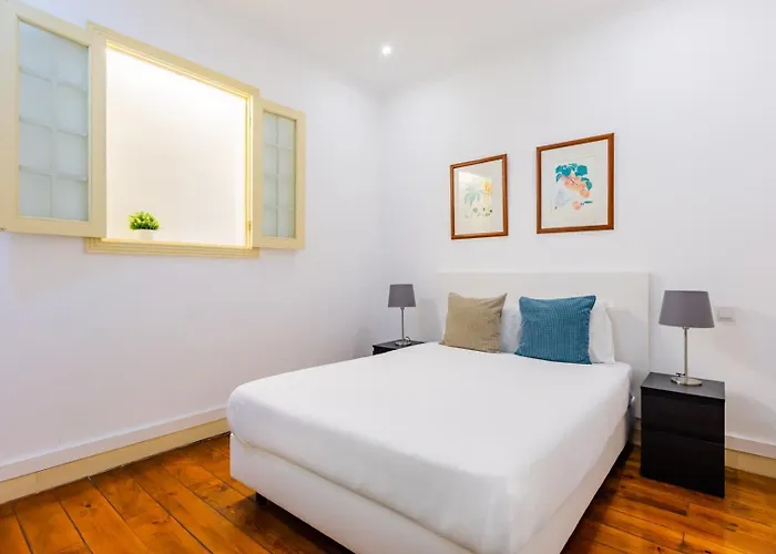 Almirante With 3 Bedrooms Lisboa