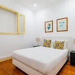 Апартаменты 3br @ Almirante Reis *
