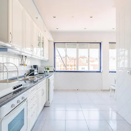 3br @ Almirante Reis